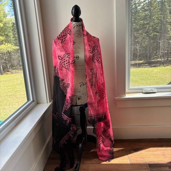 Beach Sarong Coverup Shawl Scarf with Coconut Shell Sarong Clip - Picture 6 of 16